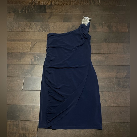Le Chateau One Chain/Jewelled Shoulder Navy Blue Cocktail Dress - Size Small - Picture 1 of 9